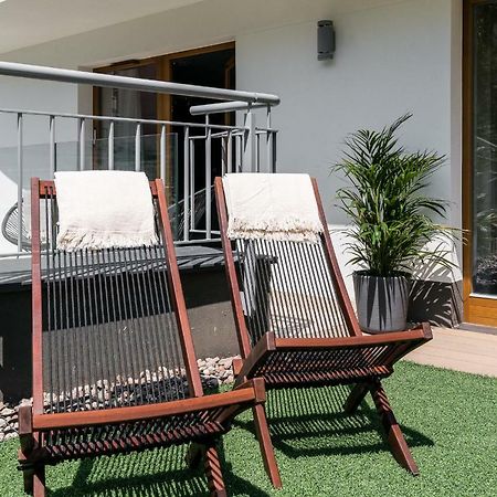 Queen Apartment กดิเนีย ภายนอก รูปภาพ