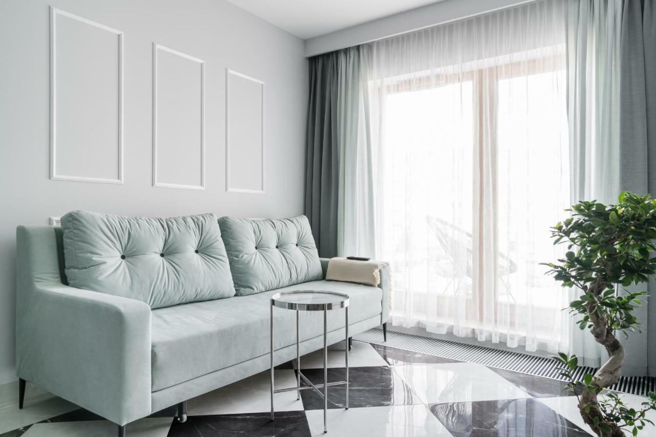Queen Apartment กดิเนีย ภายนอก รูปภาพ